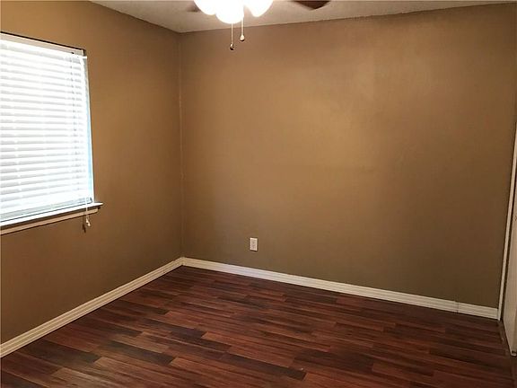 5th image of 14520 Briarcrest Ln
