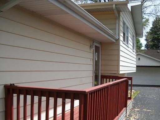 2nd image of 1019 6th Ave