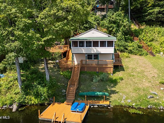 2nd image of 119 N Copeland Pond Way