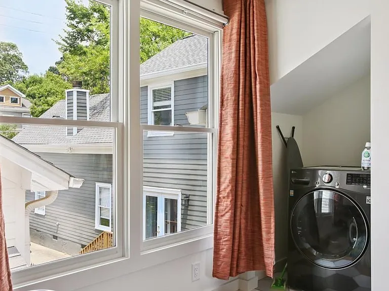 69 Randolph St NE #B — Photo 12