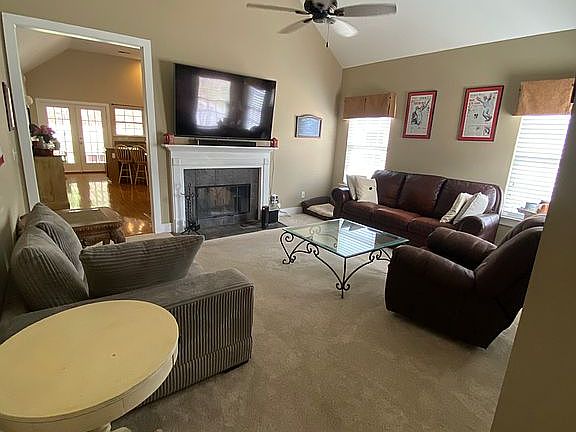 4th image of 343 Chesser Park Dr