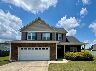 250 Bayleaf Dr, Raeford, NC 28376