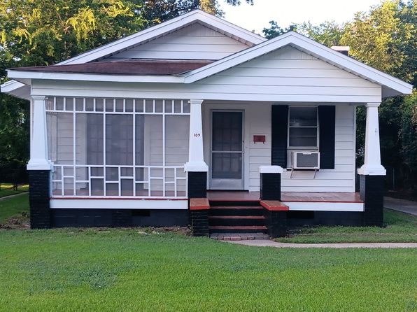 109 Dalzell St