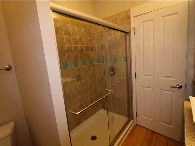 636 S Pearl St — Photo 17