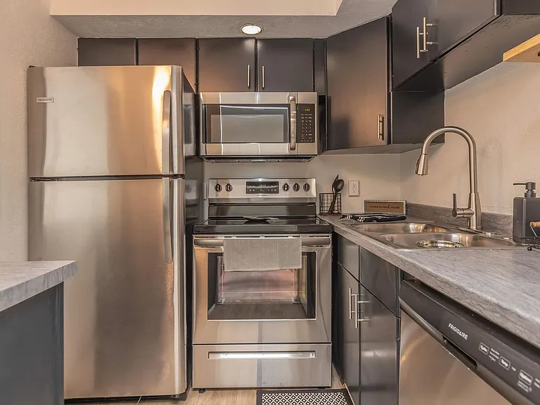 River Hills Flats -Studio, 1-Bedroom Flats in Hixson/Chattanooga TN! — Photo 19
