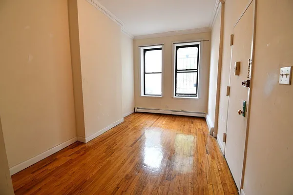 Rented by Corcoran | media 33