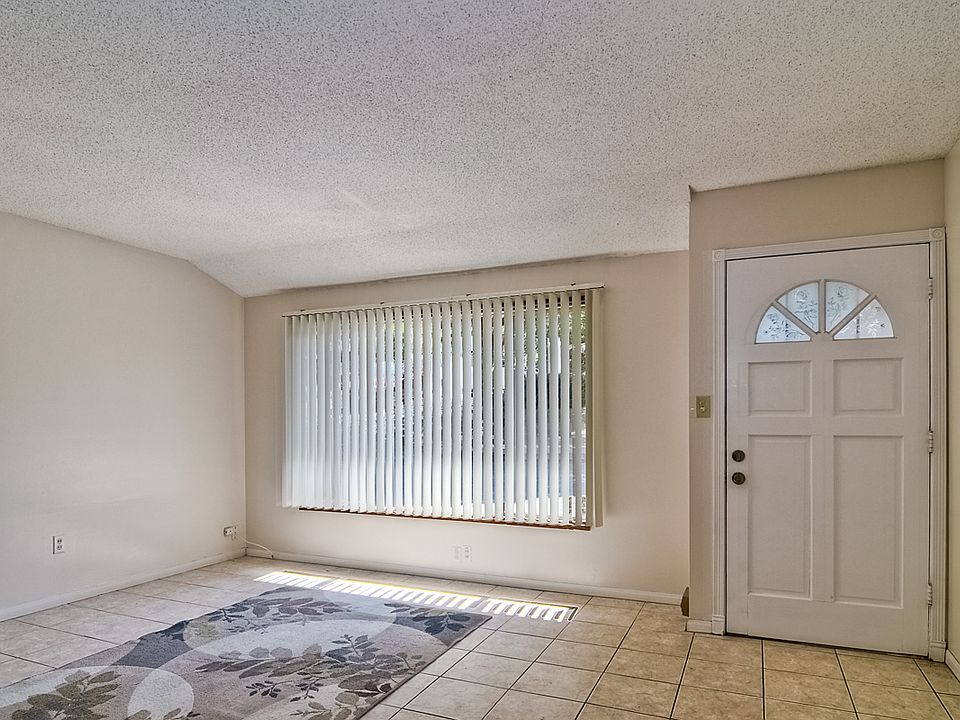 1st image of 1561 Alta Vista Dr