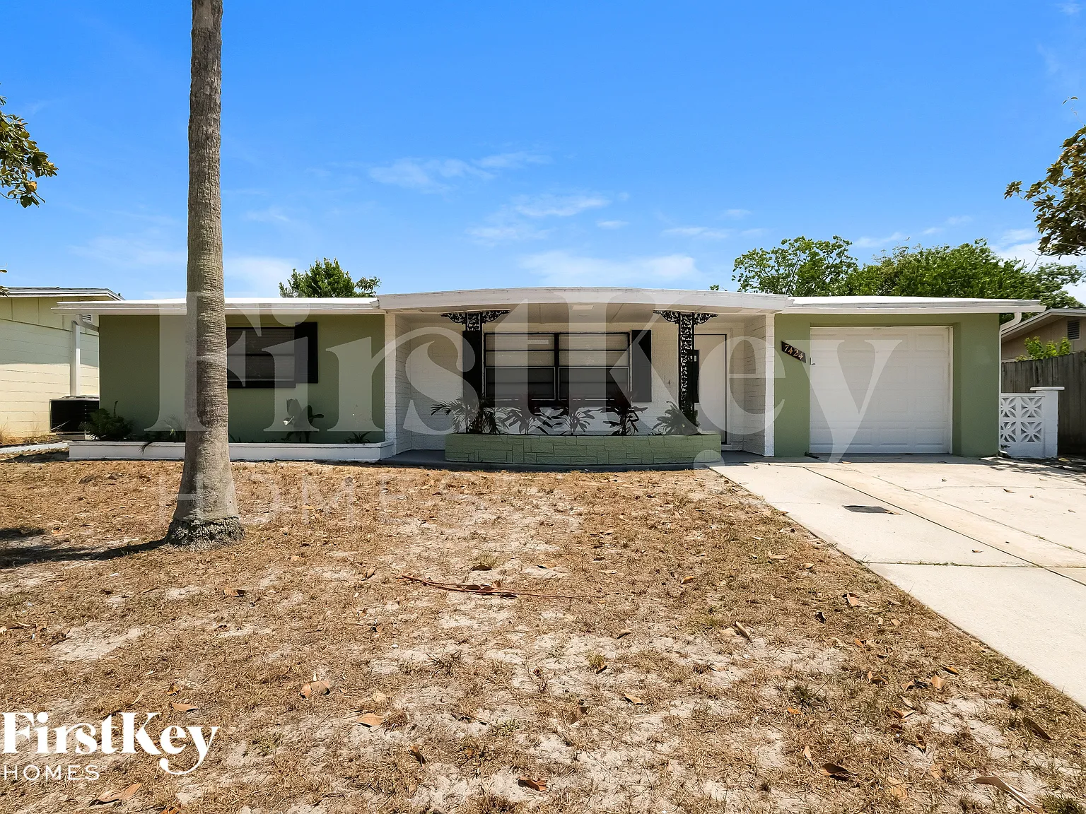 3 bed, 1.5 bath, 1324 sqft, $1,840 — Photo 1