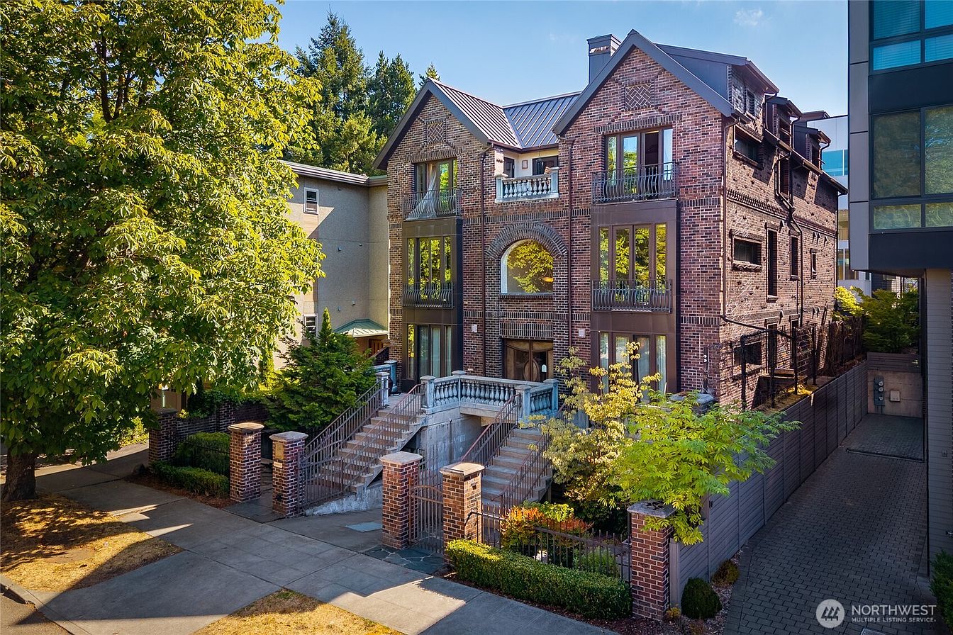1st image of 1122 Broadway E #301