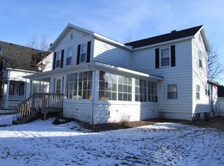 433 Broadway St #433, Eau Claire, WI 54703