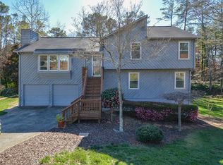 2096 Ravenwood Ct NE, Marietta, GA 30066