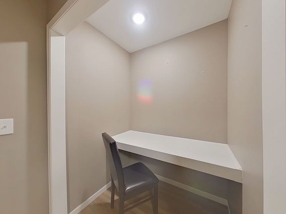 5th image of 530 N Mathewson Ave #532