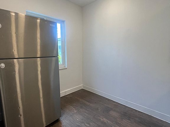5th image of 17175 NE 19th Ave #4