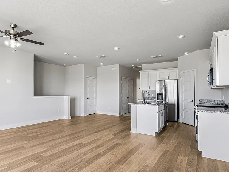 7146 Magnolia Vlg #201 — Photo 15