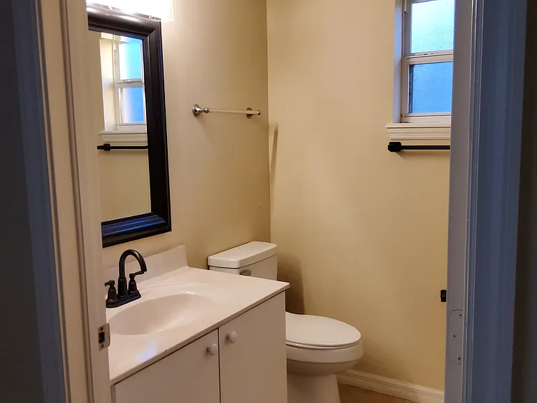 2244 SE Trillo St — Photo 6