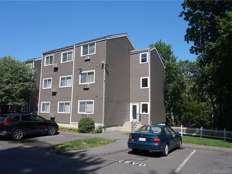 14 Newtown Rd Danbury, CT, 06810 Apartments for Rent Zillow