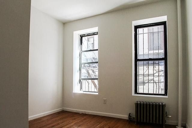 1st image of 176 Thompson St APT 1D