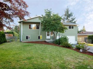 1206 Pierce St, Steilacoom, WA 98388