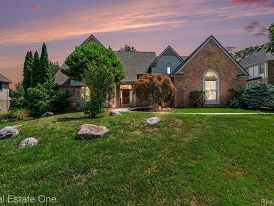 28988 Augusta, Farmington Hills, MI, 48331