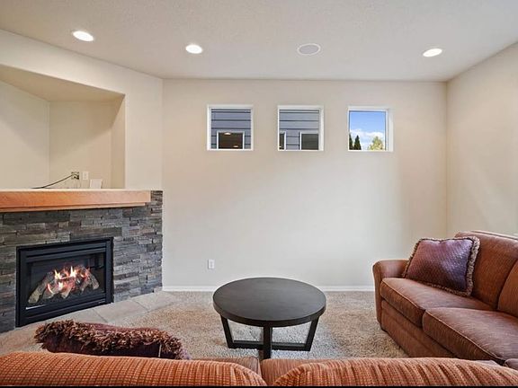 5th image of 61330 Huckleberry Pl