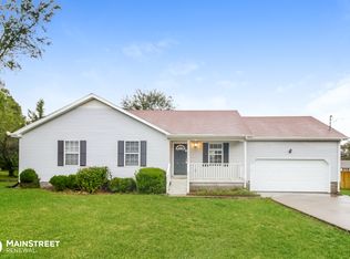 702 Westlake Ct, La Vergne, TN 37086