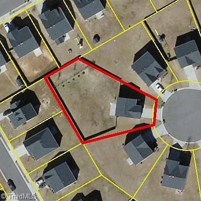2nd image of 18 Red Brush Ct