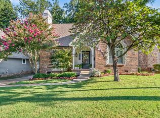 2439 E 17th Pl S, Tulsa, OK 74104