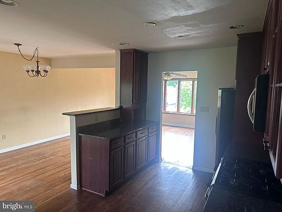 4th image of 6013 Madeline Dr