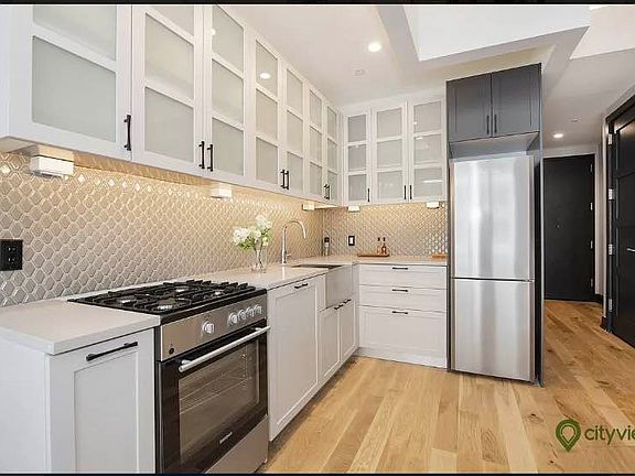 2nd image of 10 Montieth St APT 156
