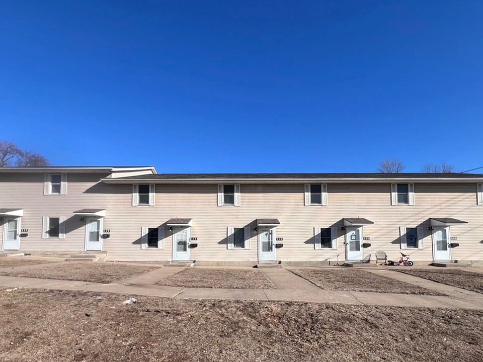 1st image of 110 27th Ave N #120