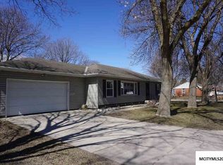 704 S Kentucky Ave, Mason City, IA 50401