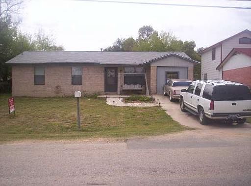 1st image of 925 6TH ST,6th St