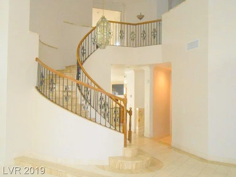3854 Broadmead St — Photo 3