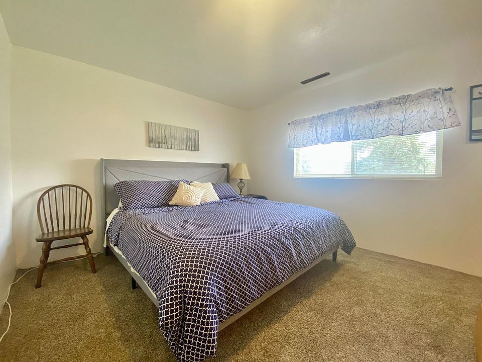 1st image of 7 Highland Ct #Basement