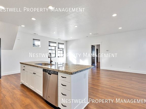 2nd image of 5056 W Lake Ave