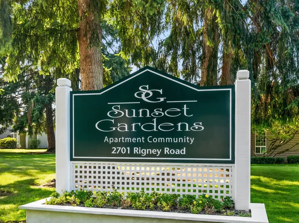 Sunset Gardens Apartments