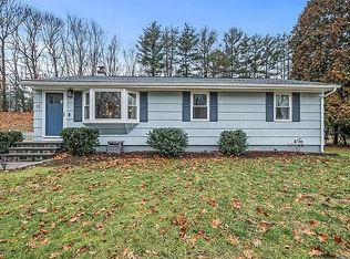 12 Robin Ln, Cromwell, CT 06416