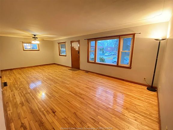 3rd image of 1780 Ford Blvd