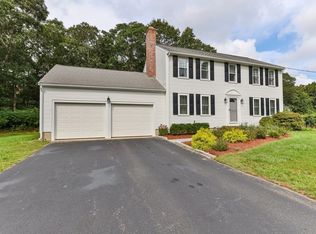 2 Andrew Rd, Bourne, MA 02532