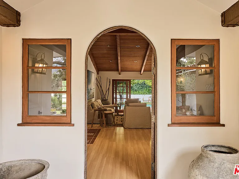 3268 Serra Rd — Photo 4