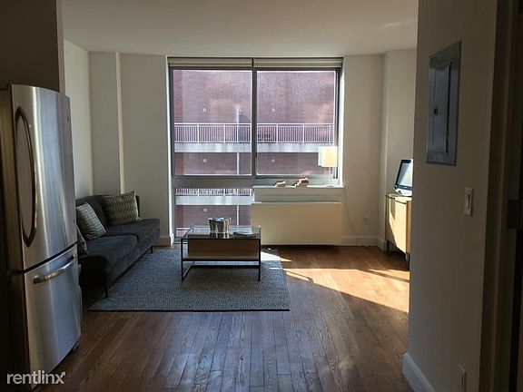 182ad3a21de357572666d9d8163d9233