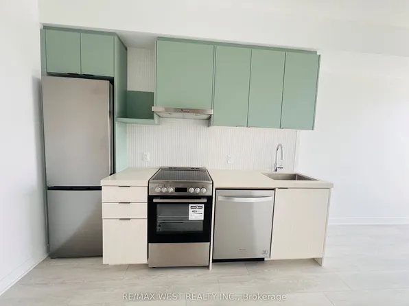 6 Flavelle Trl, Vaughan, ON