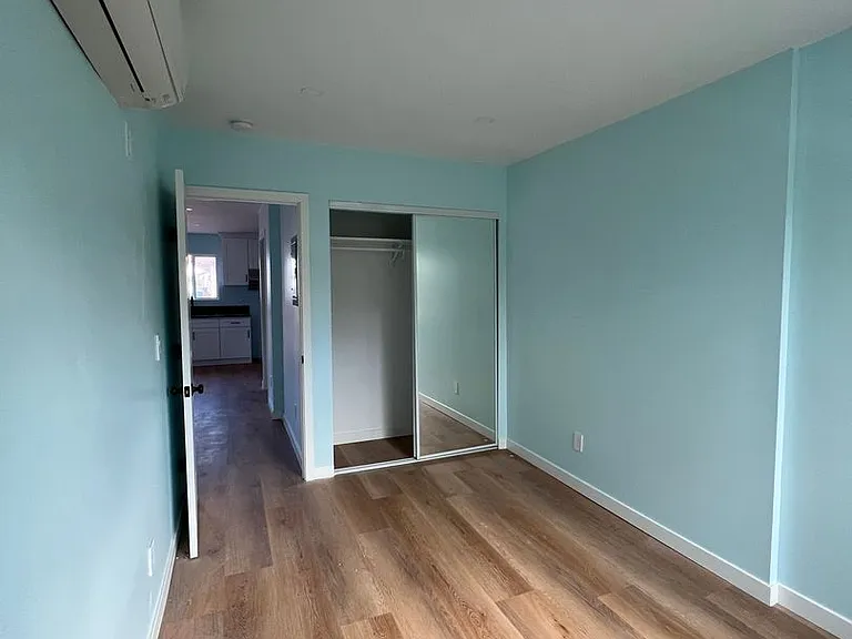 1688 E Plymouth St — Photo 5