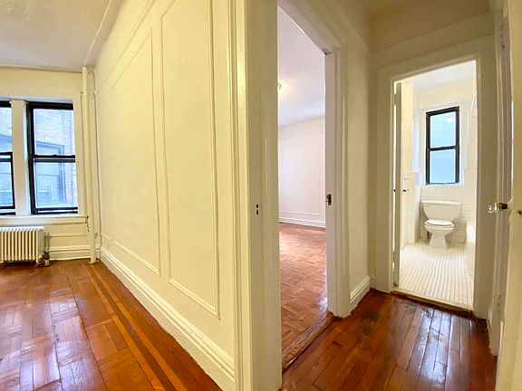 2nd image of 835 W 176th St APT 2D