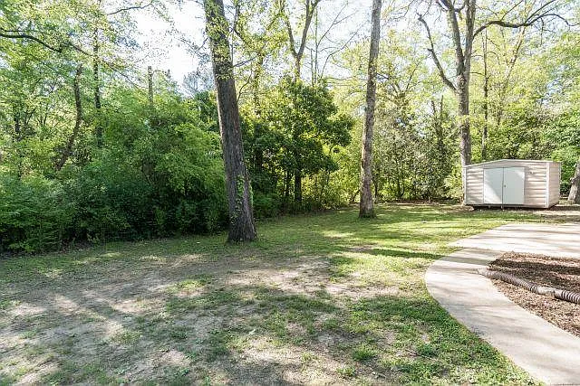 2801 Acton Rd — Photo 38