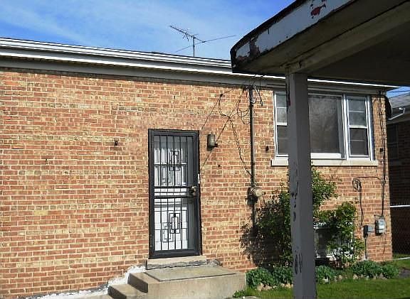 2nd image of 9314 S Cornell Ave