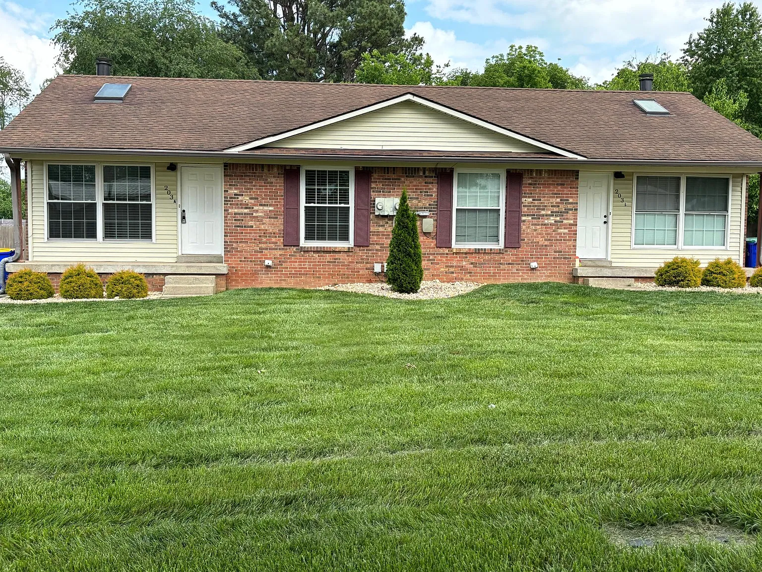 203 Pepper St — Photo 2