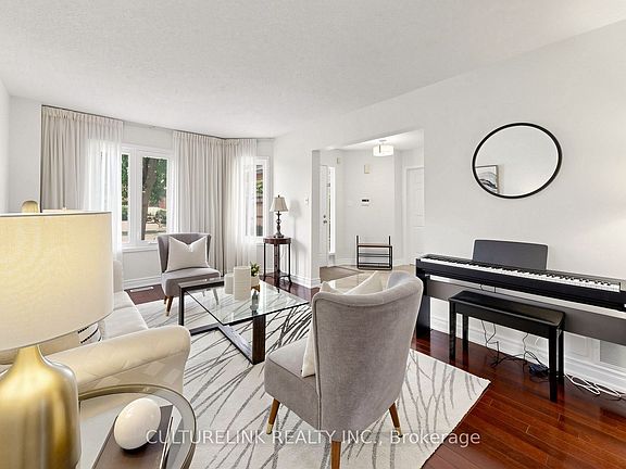 5th image of 87 Morrison Cres