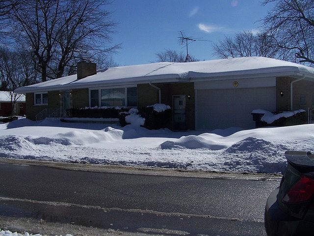 1st image of 16300 Dobson Ave