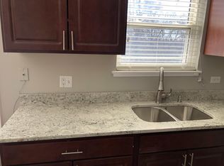 2055 W Lunt Ave APT 403, Chicago, IL 60645